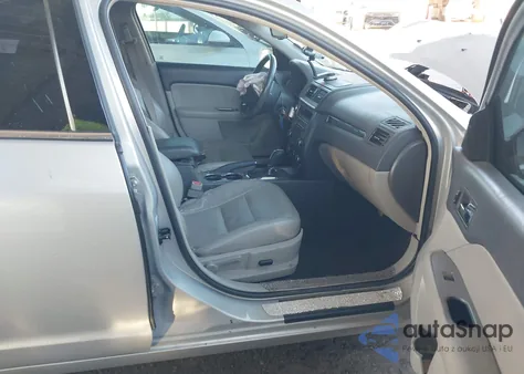 2010 Ford Fusion Sel z USA, uszkodzony, nr VIN 3FAHP0JA2AR334740